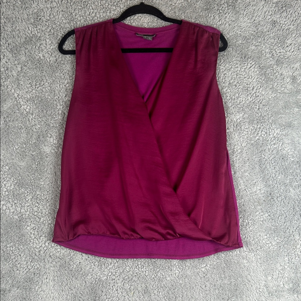 Vince V Neck Sleeveless Fuchsia Wrap Top Women’s Size XS